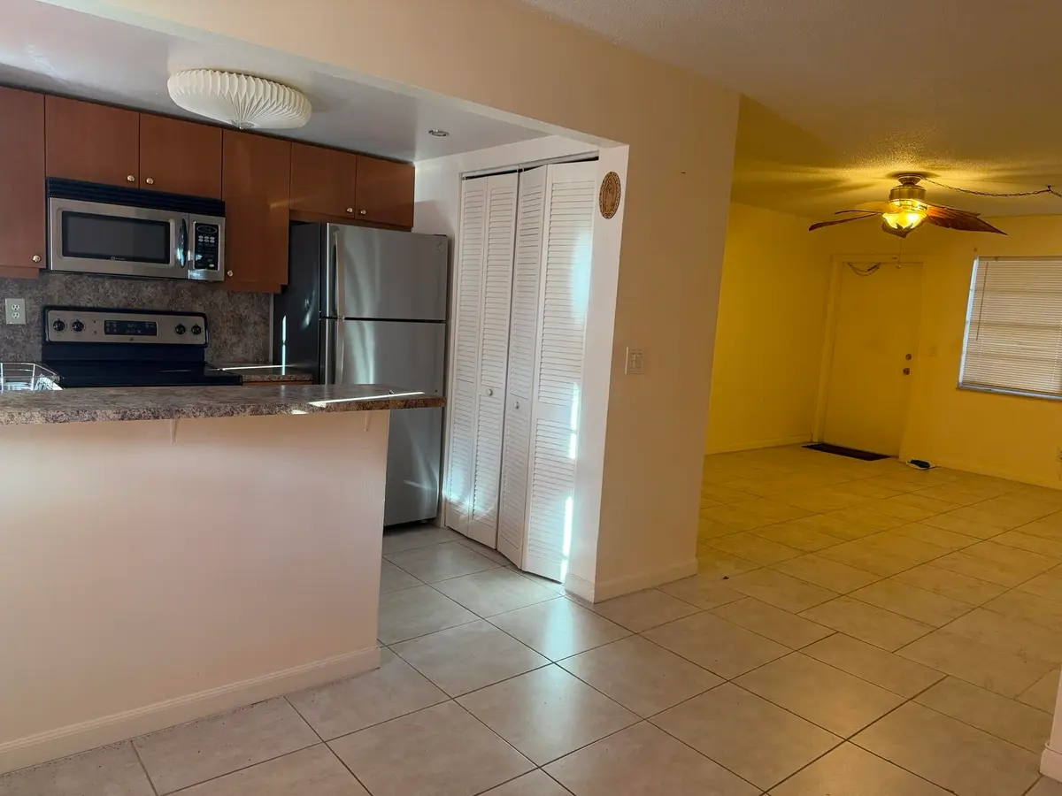 IMG_3035 at 900 TALLWOOD Avenue 107, Hollywood
