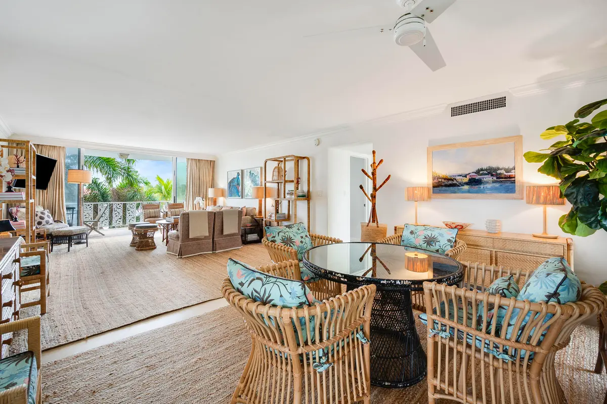 227 AUSTRALIAN 0035, Palm Beach, FL – photo 3