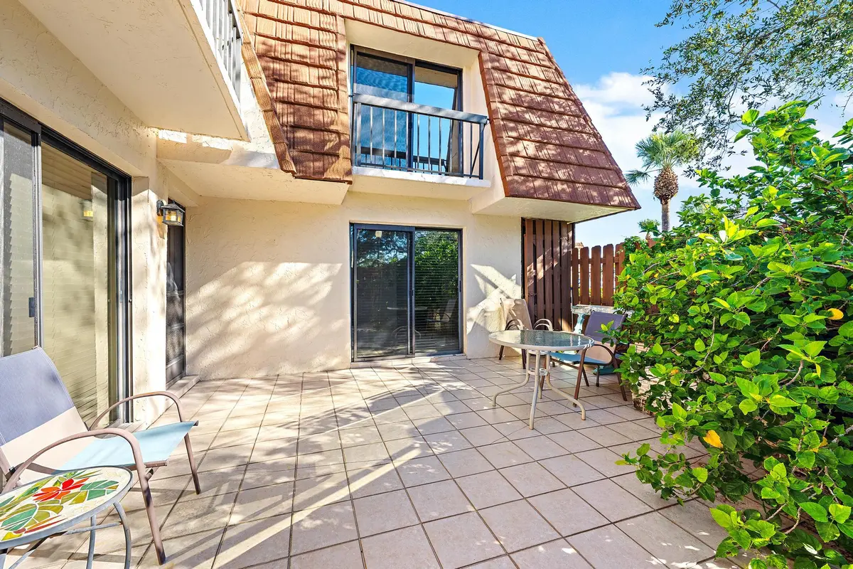 825 Center St 20C-3 at 825 CENTER Street 20C, Jupiter