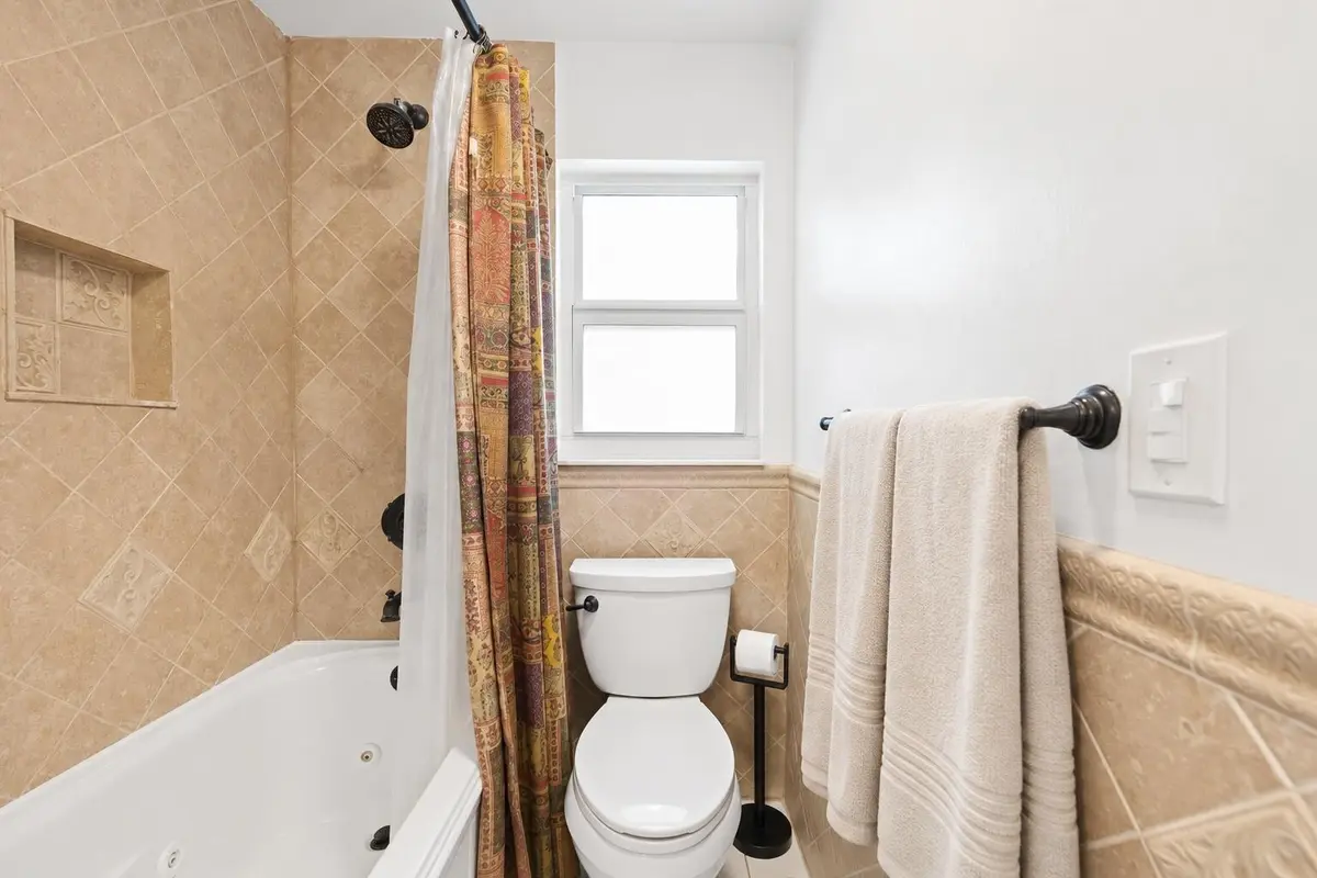 primary bath 2. at 5287 NE 14TH Terrace, Pompano Beach
