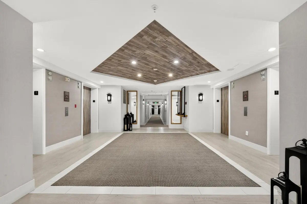 019-022-Hallway-4000x2664 at 505 N FORT LAUDERDALE BEACH Boulevard 1112, Fort Lauderdale