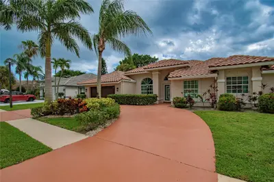 10400 Milburn Lane, Boca Raton – Single Family Residence for rent