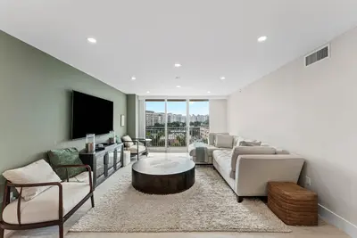 99 SE Mizner Boulevard 627, Boca Raton – Condominium for sale