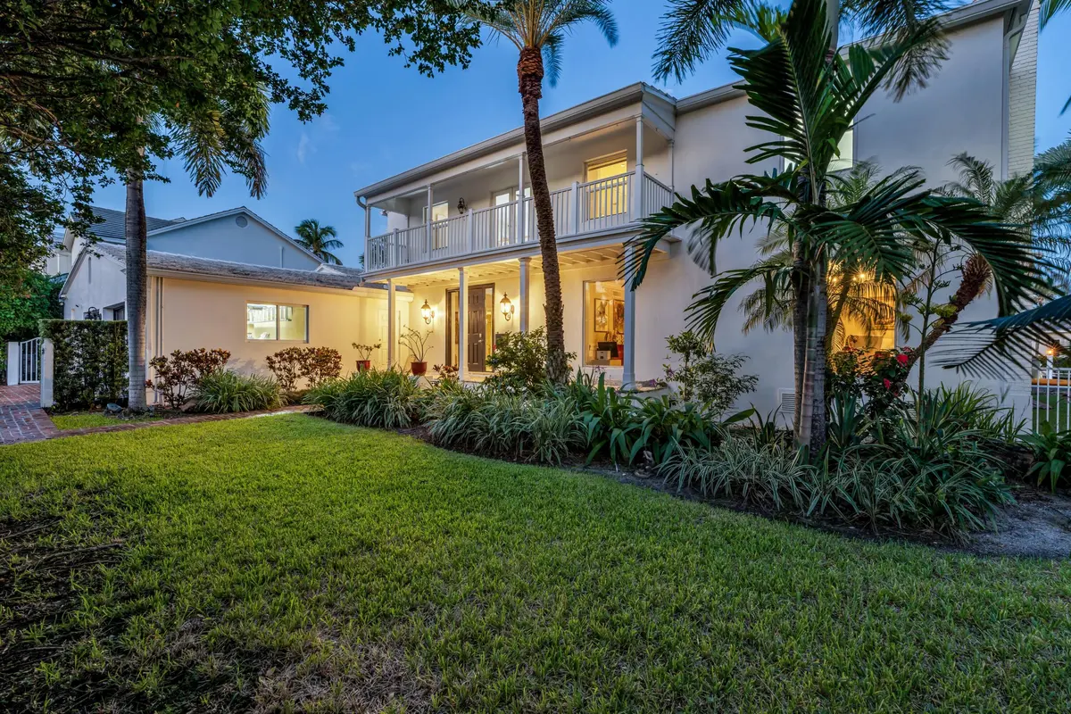 mls_FRONT_ANGLE_LEFT_SUNRISE_DT at 440 Lido Drive, Fort Lauderdale
