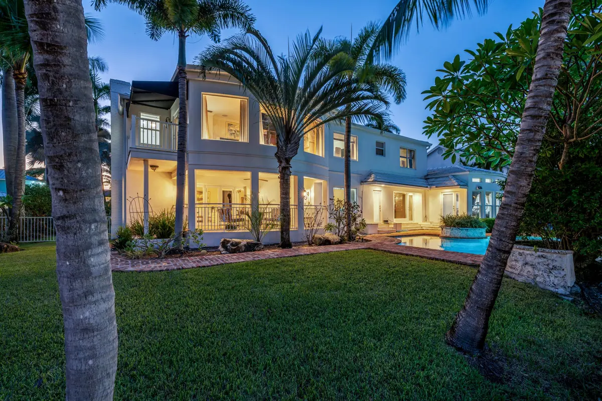 mls_REAR_ANGLE_RIGHT_SUNRISE_DT at 440 Lido Drive, Fort Lauderdale