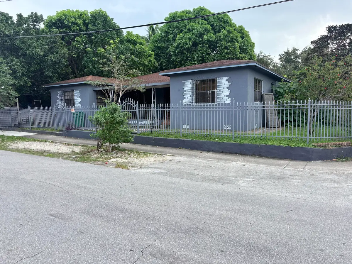 IMG_4735 at 80 NE 68TH Street, Miami