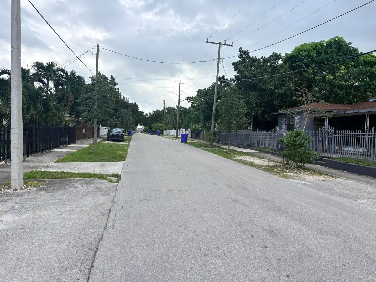 IMG_4734 at 80 NE 68TH Street, Miami