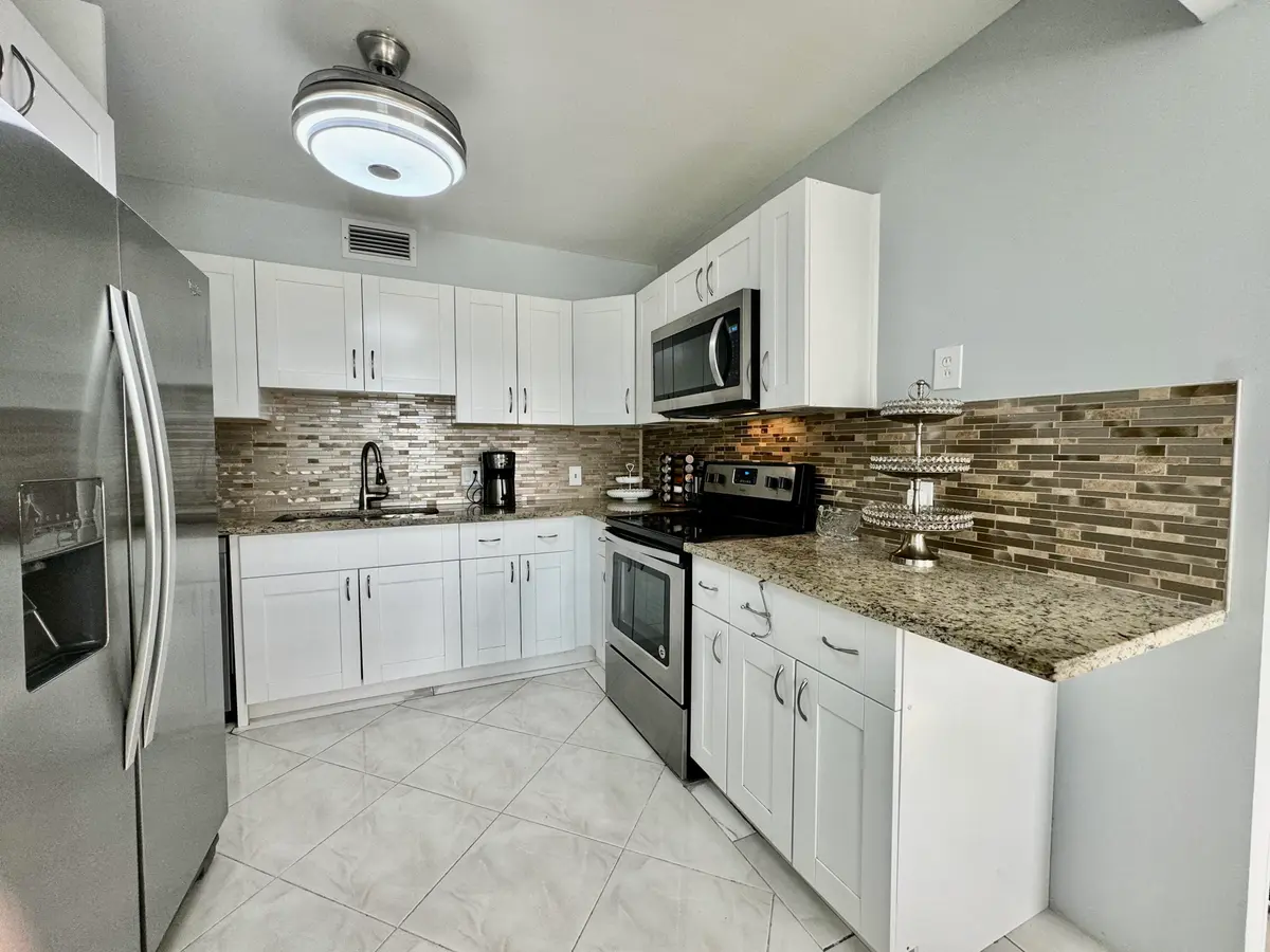 IMG_9237 at 4031 Lincoln B 4031, Boca Raton