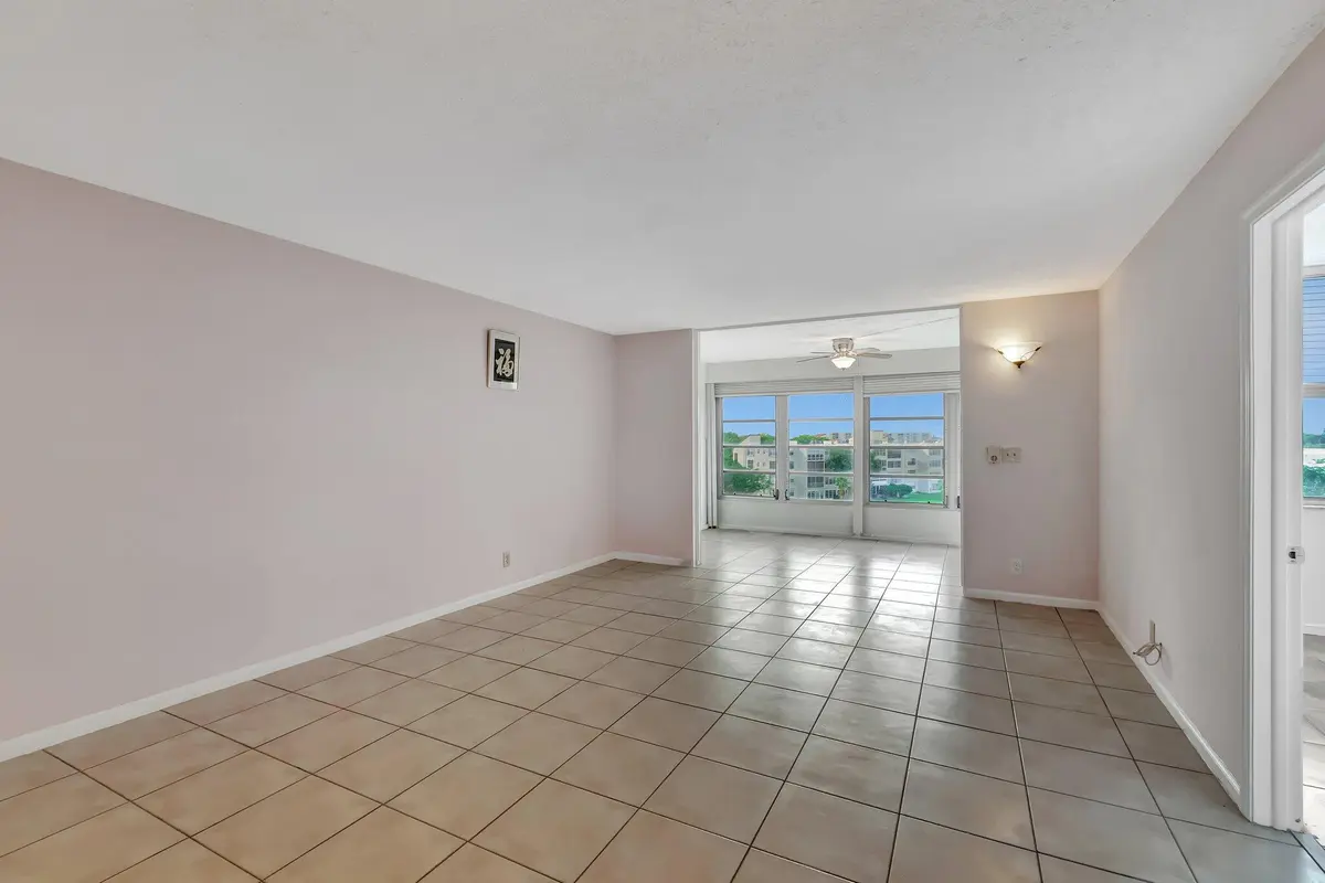 13-web-or-mls-DSC_7438 at 14623 BONAIRE Boulevard 502, Delray Beach