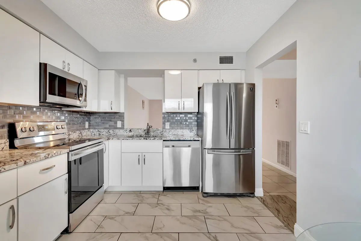 26-web-or-mls-DSC_7553 at 14623 BONAIRE Boulevard 502, Delray Beach