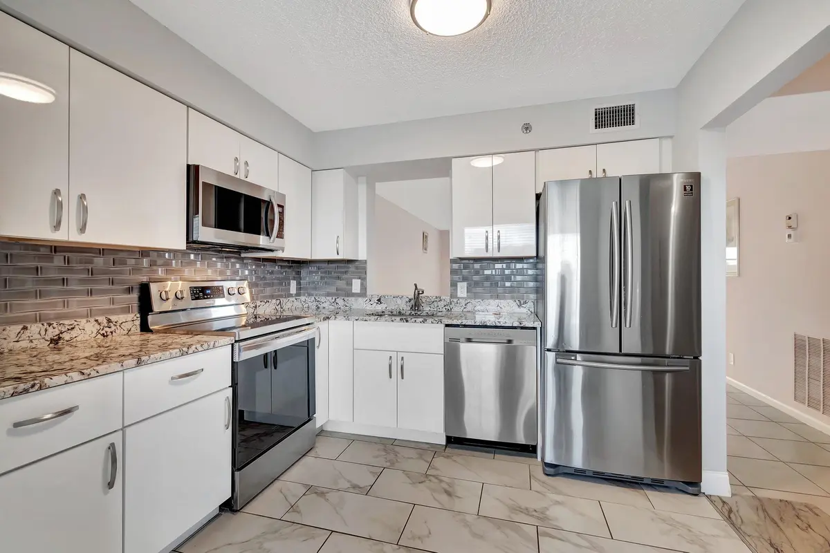 27-web-or-mls-DSC_7563 at 14623 BONAIRE Boulevard 502, Delray Beach