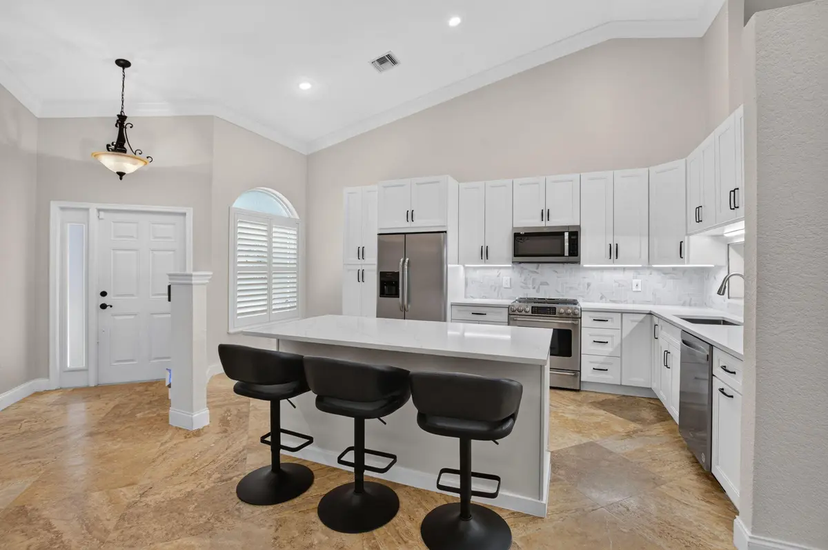 Gourmet Kitchen at 8547 VIA SERENA 8547, Boca Raton