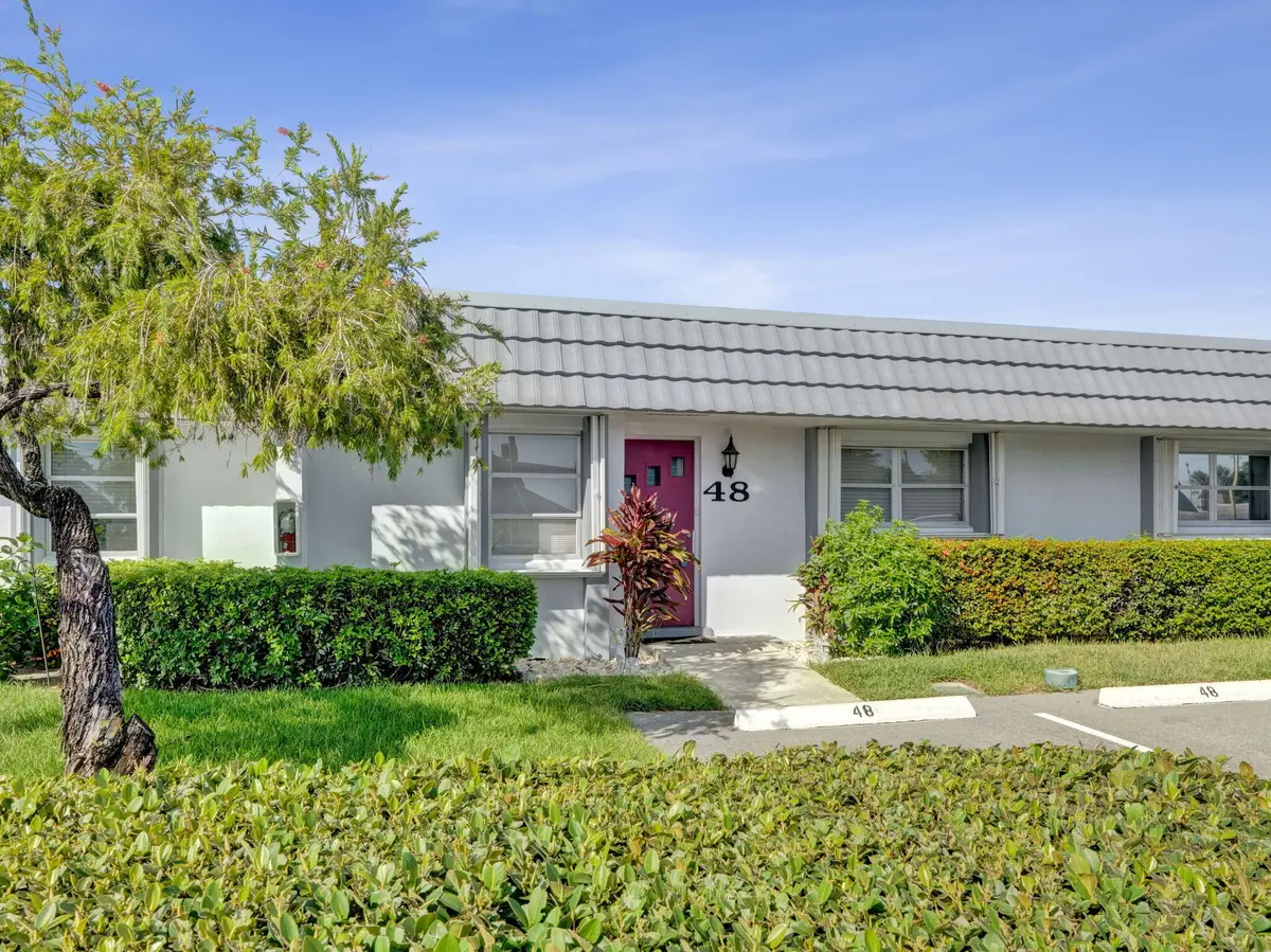 4-web-or-mls-DSC08024 2886 Fernley Dr E at 2886 Fernley Drive 48, West Palm Beach