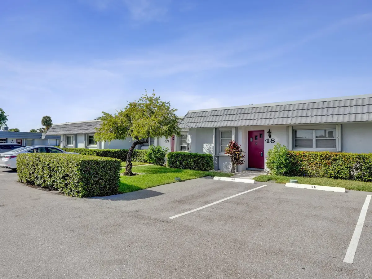 5-web-or-mls-DSC08027 2886 Fernley Dr E at 2886 Fernley Drive 48, West Palm Beach