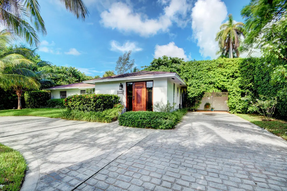Front Entrance at 6110 Ridge Lane, Boynton Beach