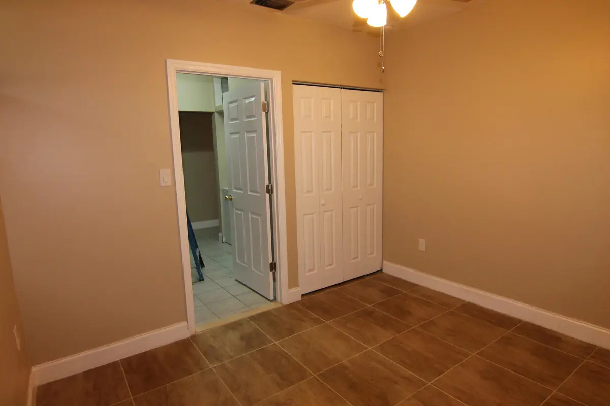 IMG_3781 at 3500 SW 4th Street A, Deerfield Beach