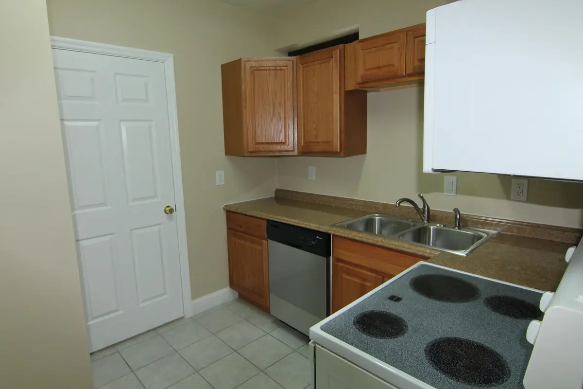 IMG_3784 at 3500 SW 4th Street A, Deerfield Beach