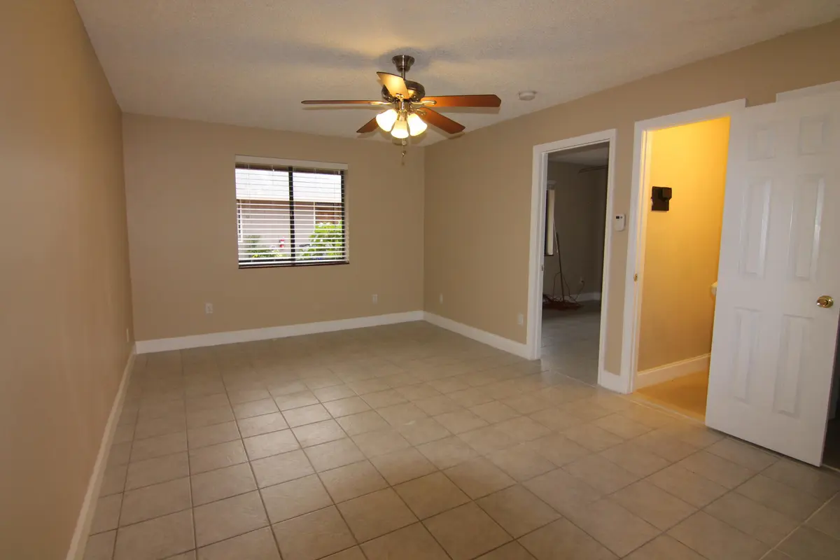 IMG_3785 at 3500 SW 4th Street A, Deerfield Beach