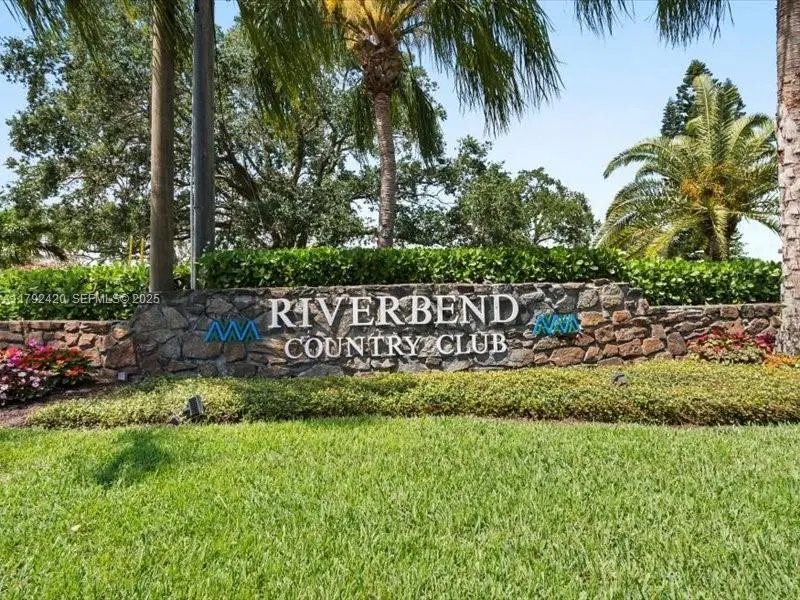 Riverbend Country Club at 9130 SE RIVERFRONT Terrace I, Jupiter
