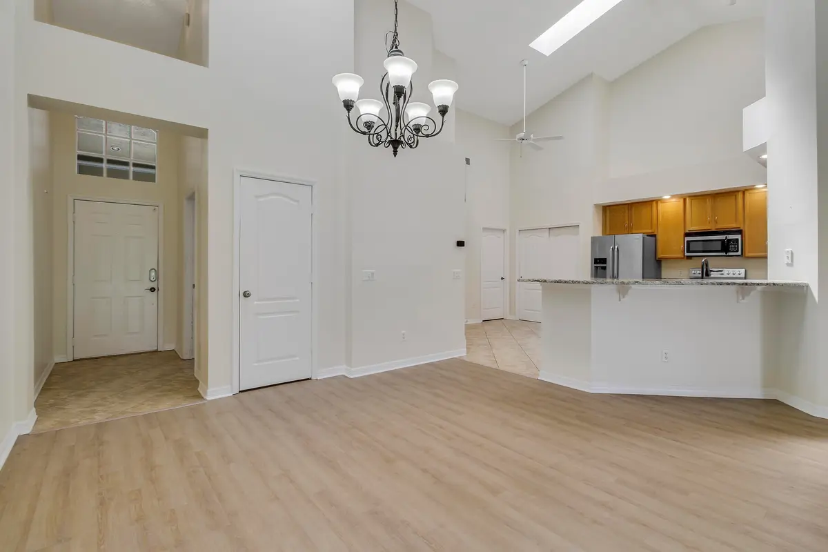 Dining & Kitchen at 1667 SW Harbour Isles Circle, Port St. Lucie