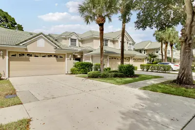 1667 SW Harbour Isles Circle, Port St. Lucie – Townhouse for rent