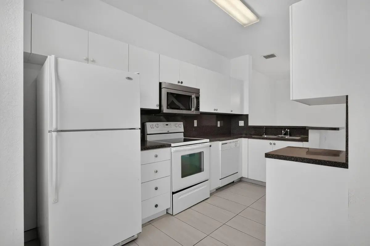 14-web-or-mls-4040-14 at 4040 NW 90TH Way, Sunrise