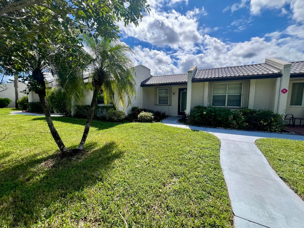IMG_1466 at 220 Lake Constance Drive, West Palm Beach