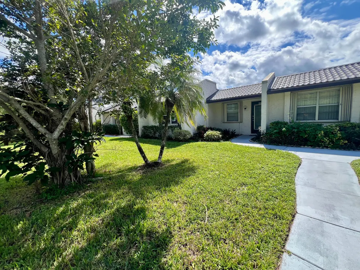 IMG_1468 at 220 Lake Constance Drive, West Palm Beach