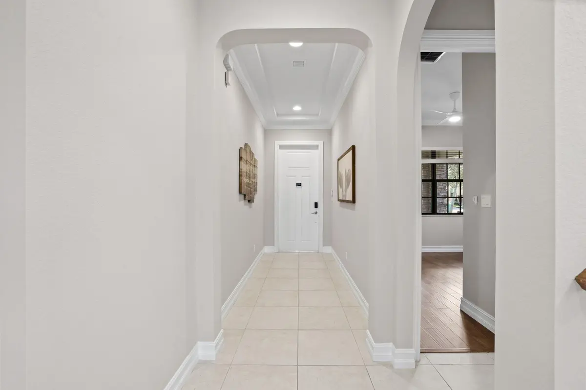 PARAMOUNTFL GROUP at 11540 HORIZON Road, Parkland