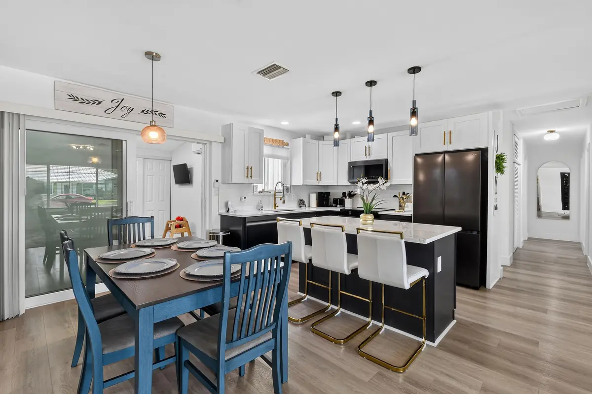19005SESouthgateDr2026(16) (1) at 19005 SE SOUTHGATE Drive, Tequesta