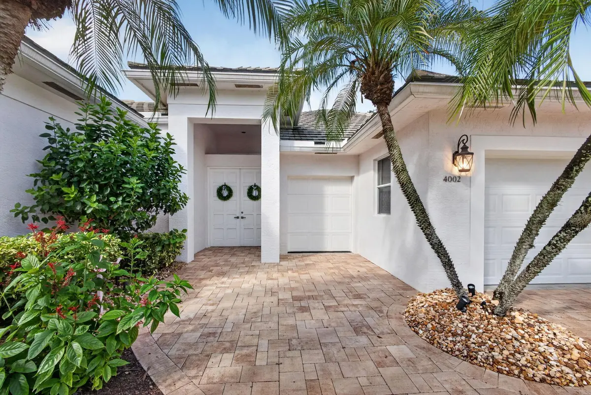 Paver Driveway and Path at 4002 SE Henley Lane, Stuart