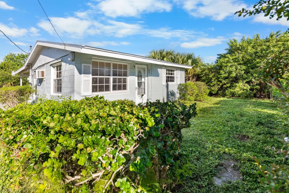 Home Sweet Home! at 4229 25th Avenue, Vero Beach