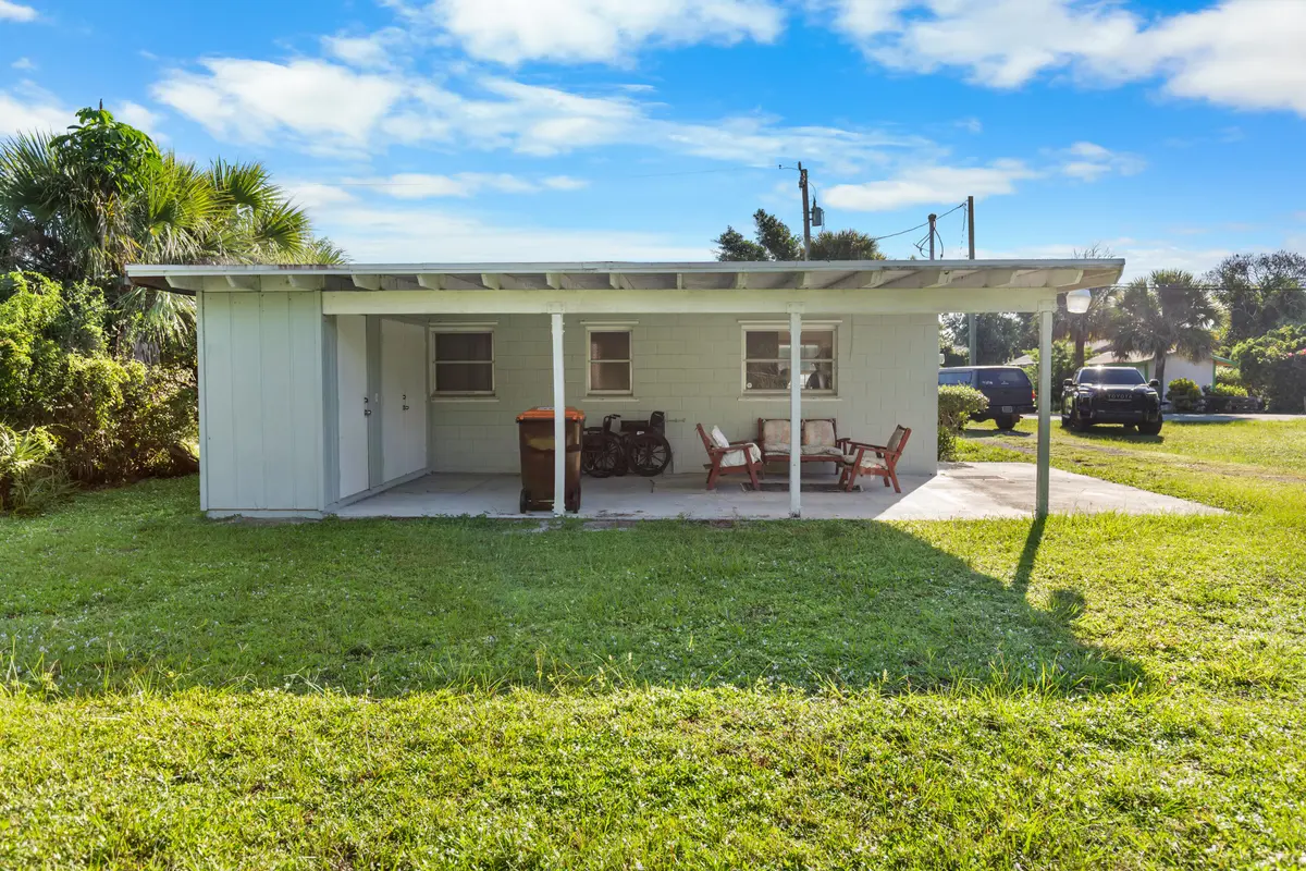 Home Sweet Home! at 4229 25th Avenue, Vero Beach