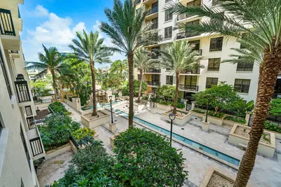 801 S OLIVE Avenue 1027, West Palm Beach – Condominium for sale