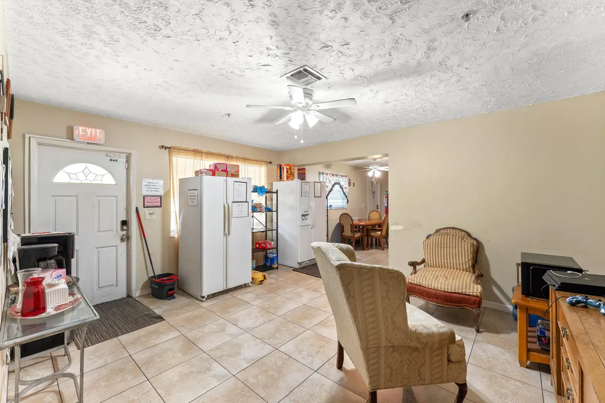 007-808SouthBroadway-Lantana-FL-33462-FU at 808 S BROADWAY 1, Lantana
