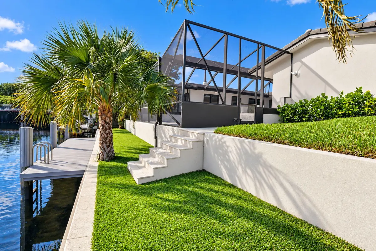 61-web-or-mls-DSC_4425 at 550 SW 6TH Avenue, Boca Raton