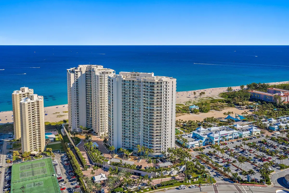 002-2700NorthOceanDrive-PH1-RivieraBeach at 2700 N Ocean Drive Ph-1b, Singer Island