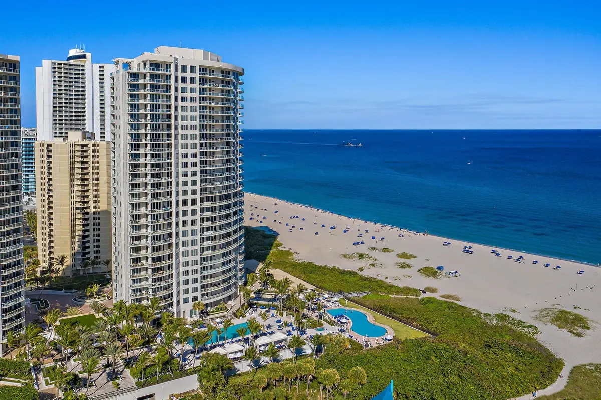 008-2700NorthOceanDrive-PH1-RivieraBeach at 2700 N Ocean Drive Ph-1b, Singer Island