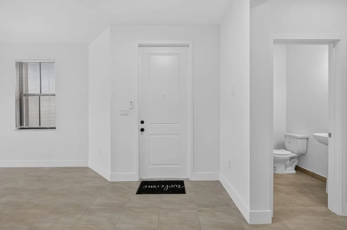 8-web-or-mls-BS1A4788 at 4009 SEQUOIA Place, Riviera Beach