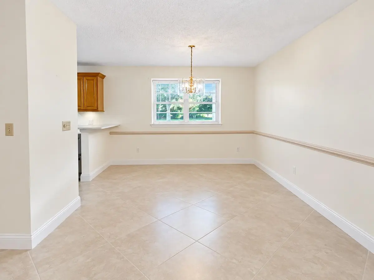 Dining Area at 8 Lake Vista Trail 201, Port St. Lucie