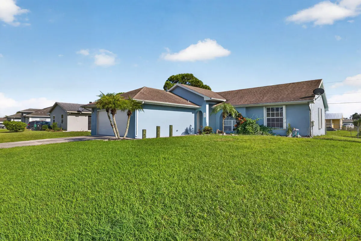 2-web-or-mls-3A5A5472 at 254 SW STARFISH Avenue, Port St. Lucie