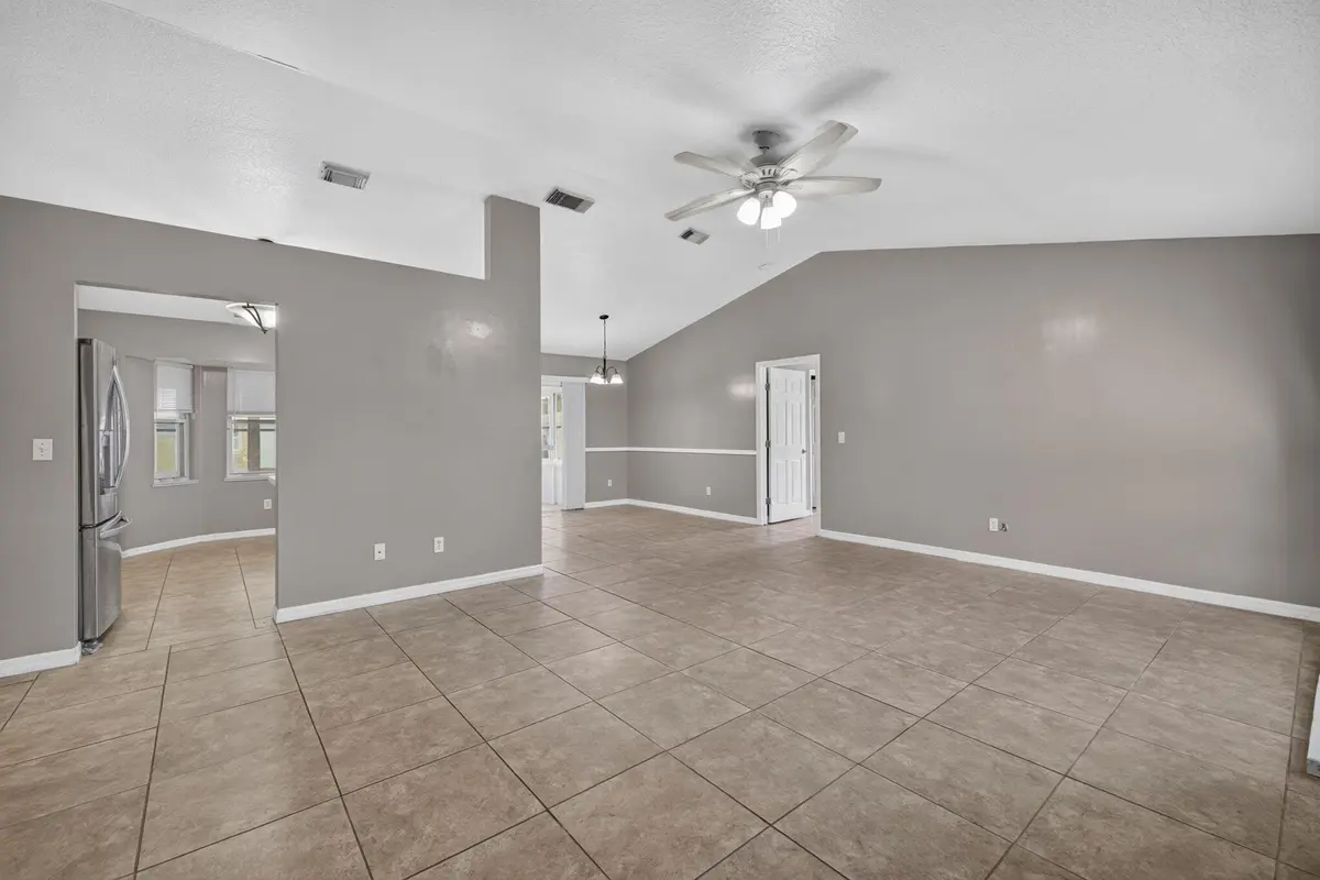 4-web-or-mls-3A5A5381 at 254 SW STARFISH Avenue, Port St. Lucie