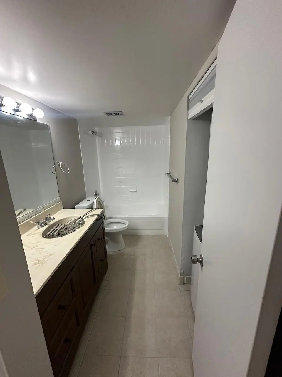 IMG_2316 at 9001 WILES Road 101, Coral Springs