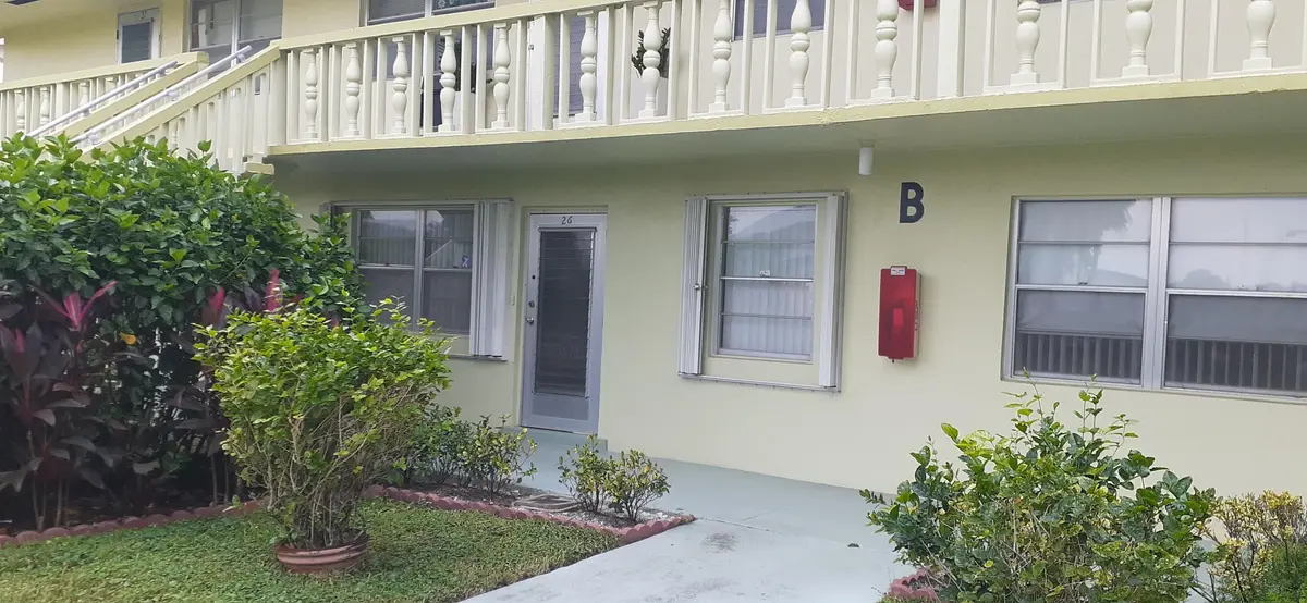 -313504480_20261008_123844_2841281_resiz at 26 Sheffield B, West Palm Beach