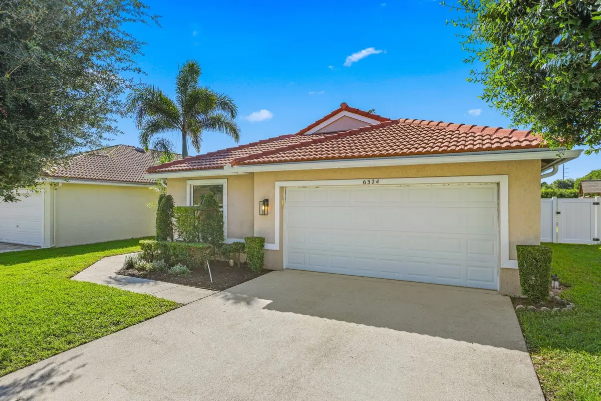Driveway at 6324 BARTON CREEK Circle, Lake Worth