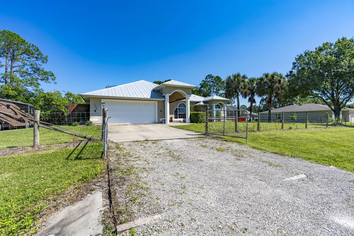 2-web-or-mls-00_ipixx_2 at 7746 101st Court, Vero Beach