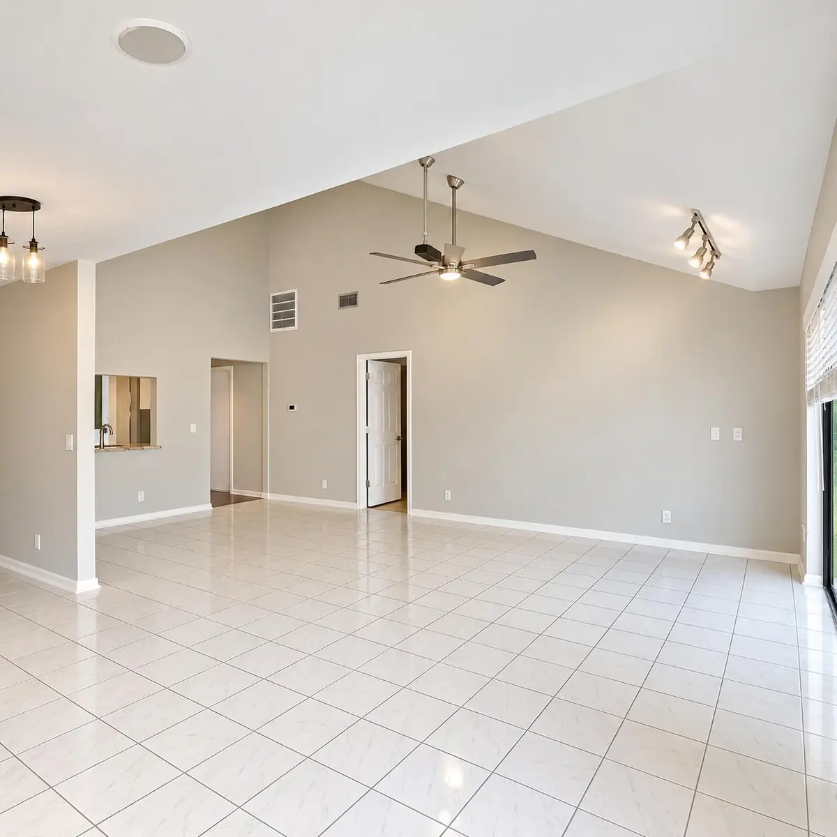 file_00000000b56481f69d63bb79dbc344ee at 242 WOOD DALE Drive, Wellington