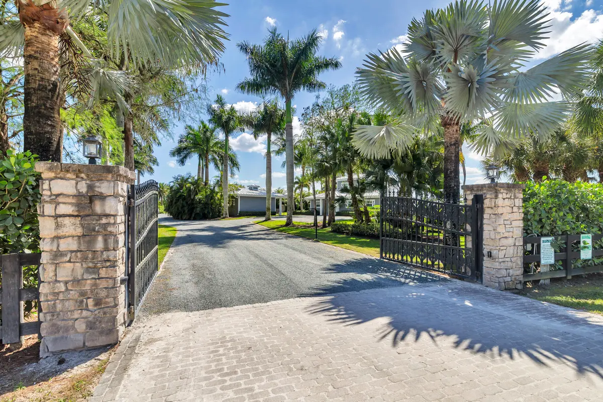 Gated Entrance at 13408 55TH Street, Wellington
