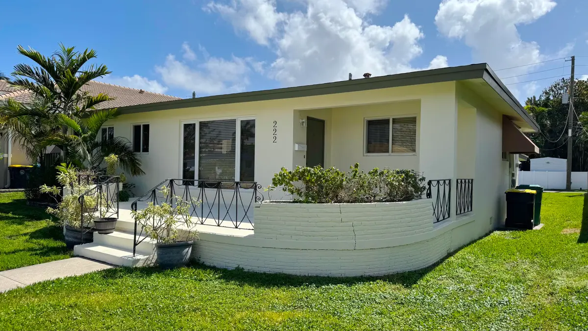 IMG_8142 at 222 SE 2ND Terrace, Dania Beach