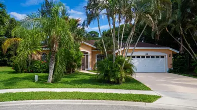 188 Gulfstream Circle, Royal Palm Beach – Single Family Residence for sale